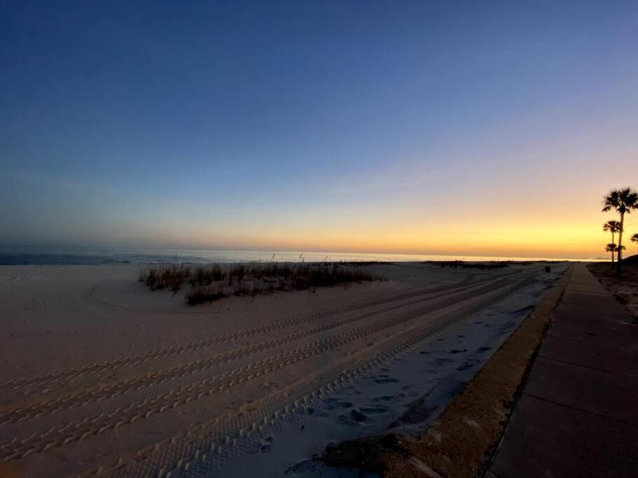 White Sand Getaway Steps From Beach Gulfport Εξωτερικό φωτογραφία